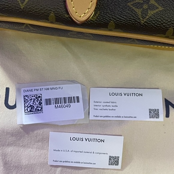 ❤️SOLD❤️ Like New Authentic LOUIS VUITTON Diane in Monogram Canvas - Picture 5 of 12